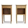 A pair of walnut bedside tables - Moinat - End tables, Bouillotte tables, Bedside tables, Pedestal tables