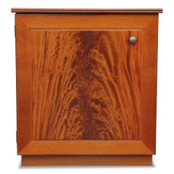 A flamed mahogany chest of drawers