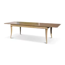 Ein rechteckiger „Lousianne“-Tisch aus massivem Kirschholz