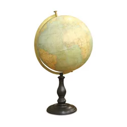 Карта мира и деревянная подставка, около 1880 года.