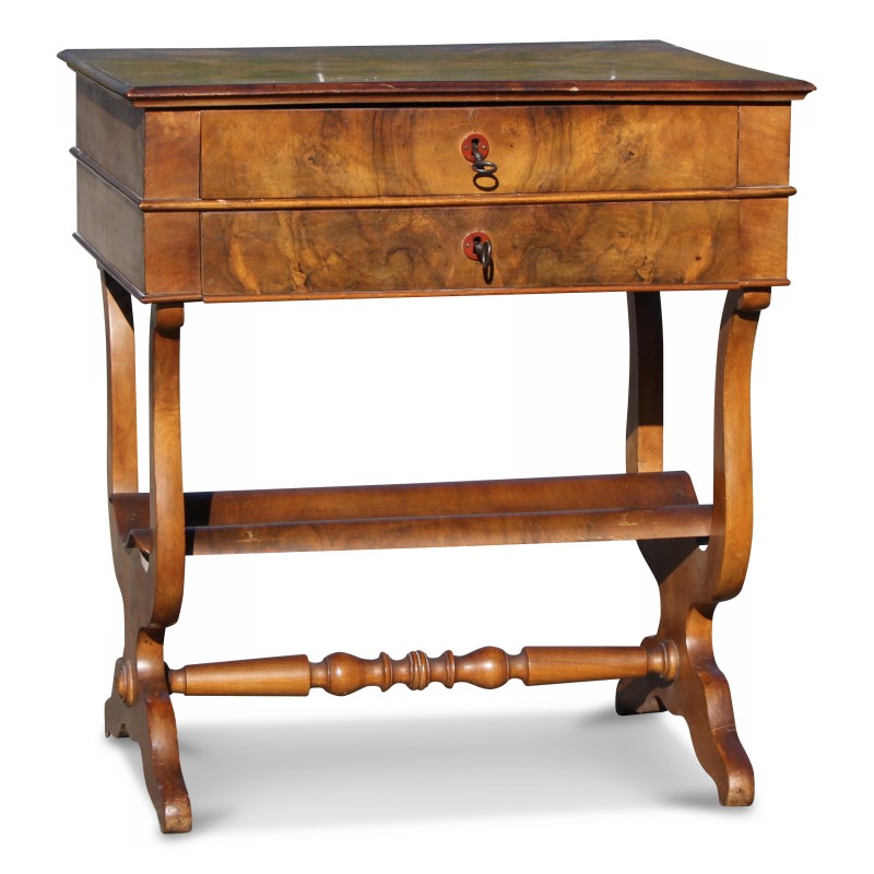 A piece of walnut sofa - Moinat - End tables, Bouillotte tables, Bedside tables, Pedestal tables A piece of walnut sofa - Moinat - End tables, Bouillotte tables, Bedside tables, Pedestal tables