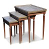 A set of three small mahogany tables - Moinat - Nest of tables