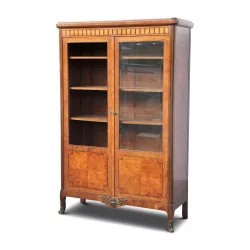 A glazed wooden marquetry shelf, glass doors