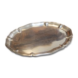 A serving tray in 800 silver