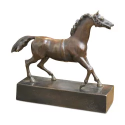 Une sculpture en bronze "Cheval"