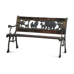 A garden seat in aluminum and wood for children