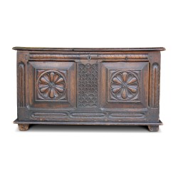 A Thierrens chest in walnut. Swiss