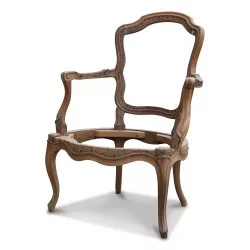 Paire de carcasses fauteuil cabriolet Louis XV en noyer, dans le goût "Nogaret"