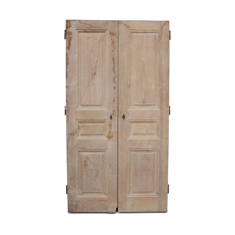 Une paire de portes d’armoire en sapin - Moinat - Portes