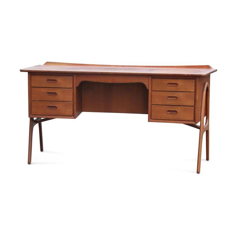 A vintage “Danish” desk. Around 1970. Sweden - Moinat - Desks