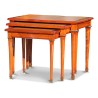 “Mailfert”樱桃木制成的导演嵌套桌。刻面脚，饰以青铜 - Moinat - Nest of tables