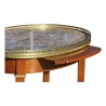Une table bouillotte en merisier, plateau en marbre de roche et tirette - Moinat - Bouts de canapé, Bouillottes, Chevets, Guéridons
