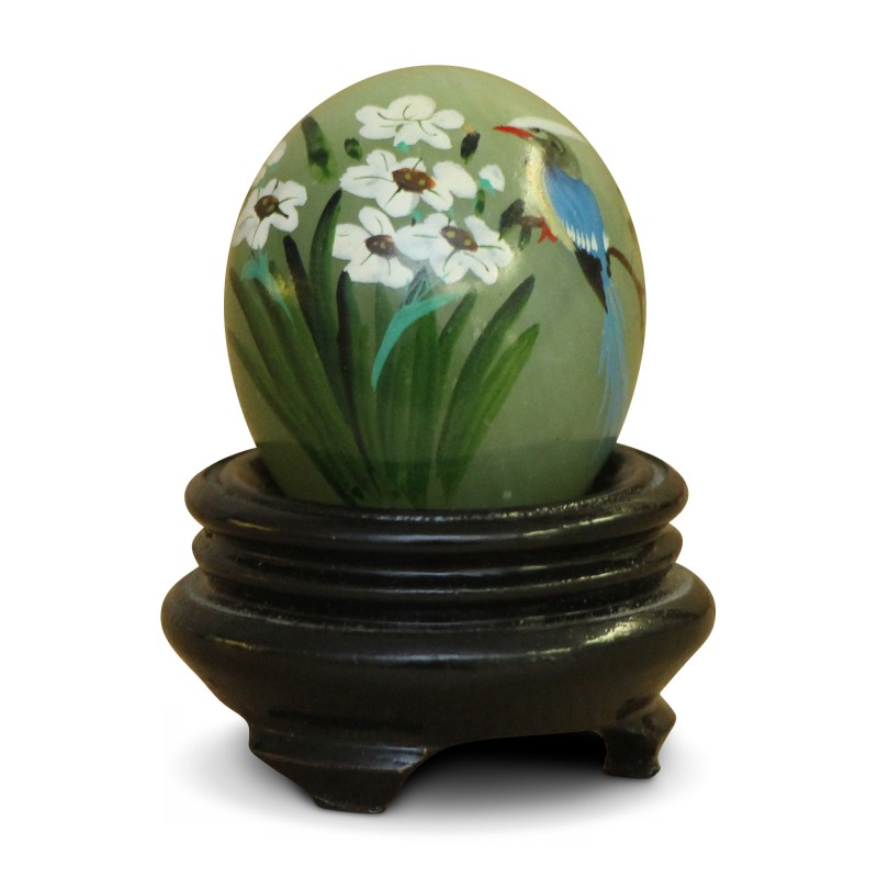 Un oeuf en pierre de jade vert décor chinois - Moinat - Accessoires de décoration