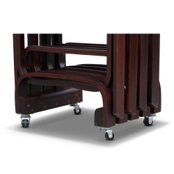 Un ensemble de 4 chaises pliantes avec support en bois de hêtre