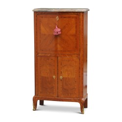 Письменный стол из розового дерева, шпон «Бабочки», со столешницей из мрамора.