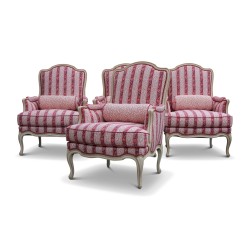 路易十五模压扶手椅，覆盖“Braguière”棉织物“Corail”系列