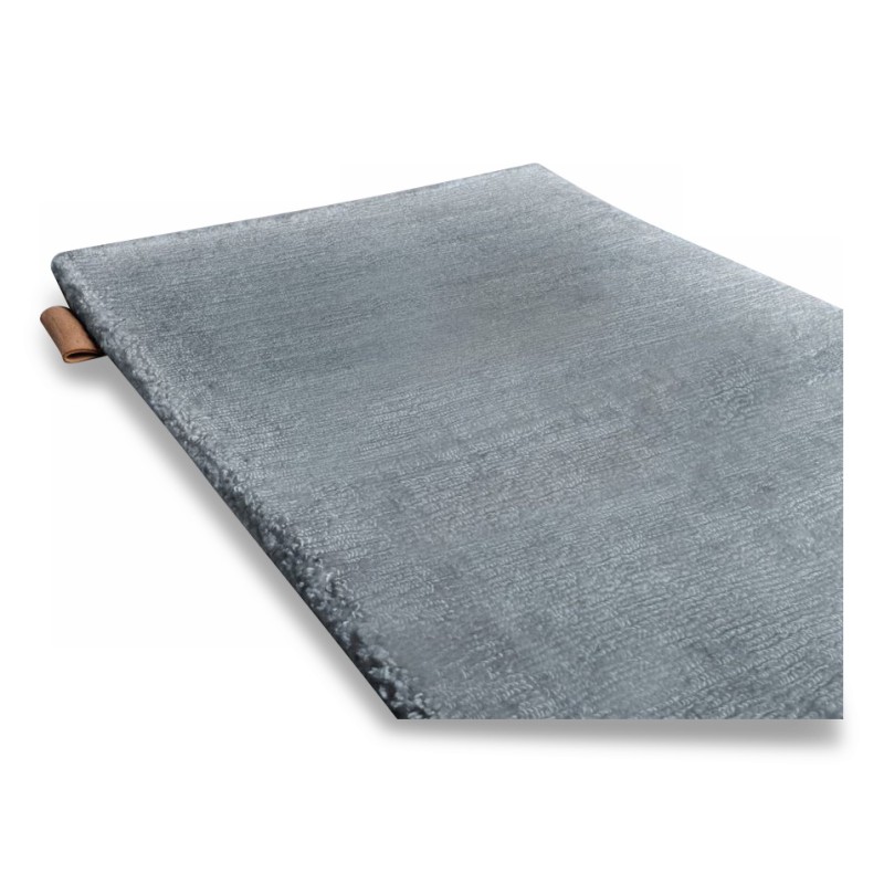 Teppich aus 100 % pflanzlicher Seide, sehr weiche Fasern aus Holz. Farbe: Stonewash - Moinat - Teppiche