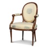胡桃木路易十六徽章座椅，署名 I. Avisse。座椅高度：45 厘米。 - Moinat - 扶手椅