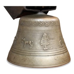 Une cloche à vache en bronze