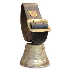 Une cloche en bronze "1989 Gabenhornussen" de la fonderie Berger bärau