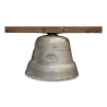 Eine Glocke mit einem hölzernen Galgen - Moinat - Dekorationszubehör