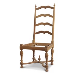 路易十三胡桃木椅架。