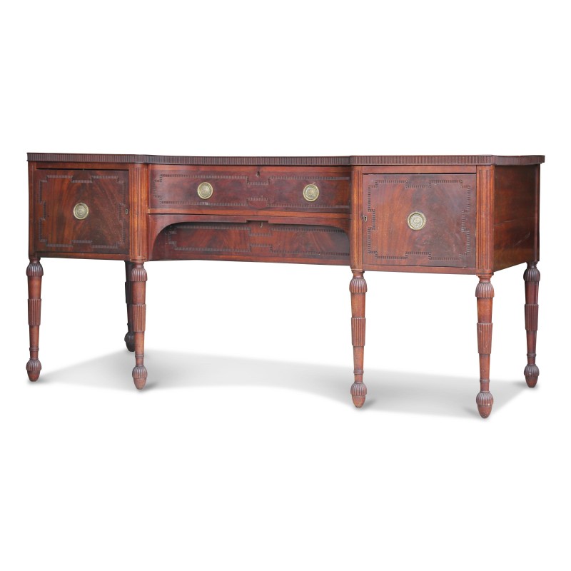 Ein „Side Board“-Sideboard aus Regency-Mahagoni, montiert auf Eiche - Moinat - Truhen, Anrichte