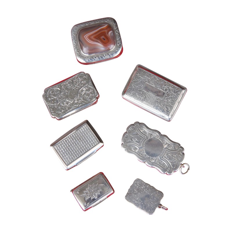 Collection de 7 vinaigrettes en argent 925, toutes différente … - Moinat - Столовое серебро Collection de 7 vinaigrettes en argent 925, toutes différente … - Moinat - Столовое серебро