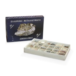 Une boite de 24 pierres minéral