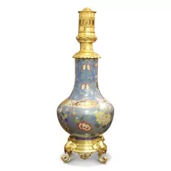 Paire de lampe, cloisonnés bleu, décor floral sur socle bronze Napoléon III,