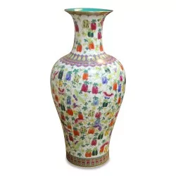 Porcelain \"Vegetables\" vase.