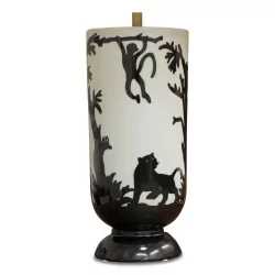 Porzellanleuchte \"40 Schatten\", weißer Lampenschirm.