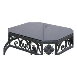 Table / Chevet en fer forgé avec plateau en verre noir.