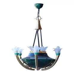 Зеленая люстра из бронзы, окрашенного листового металла и стеклянных плафонов